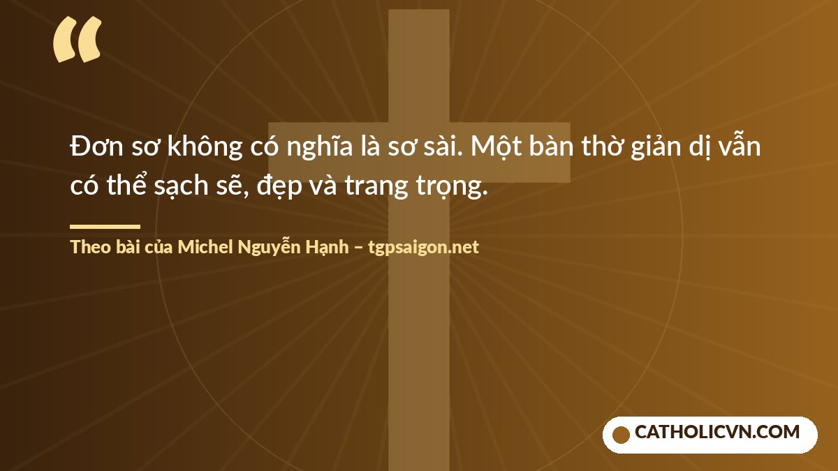 Bàn thờ gia tiên đơn sơ nhưng trang trọng